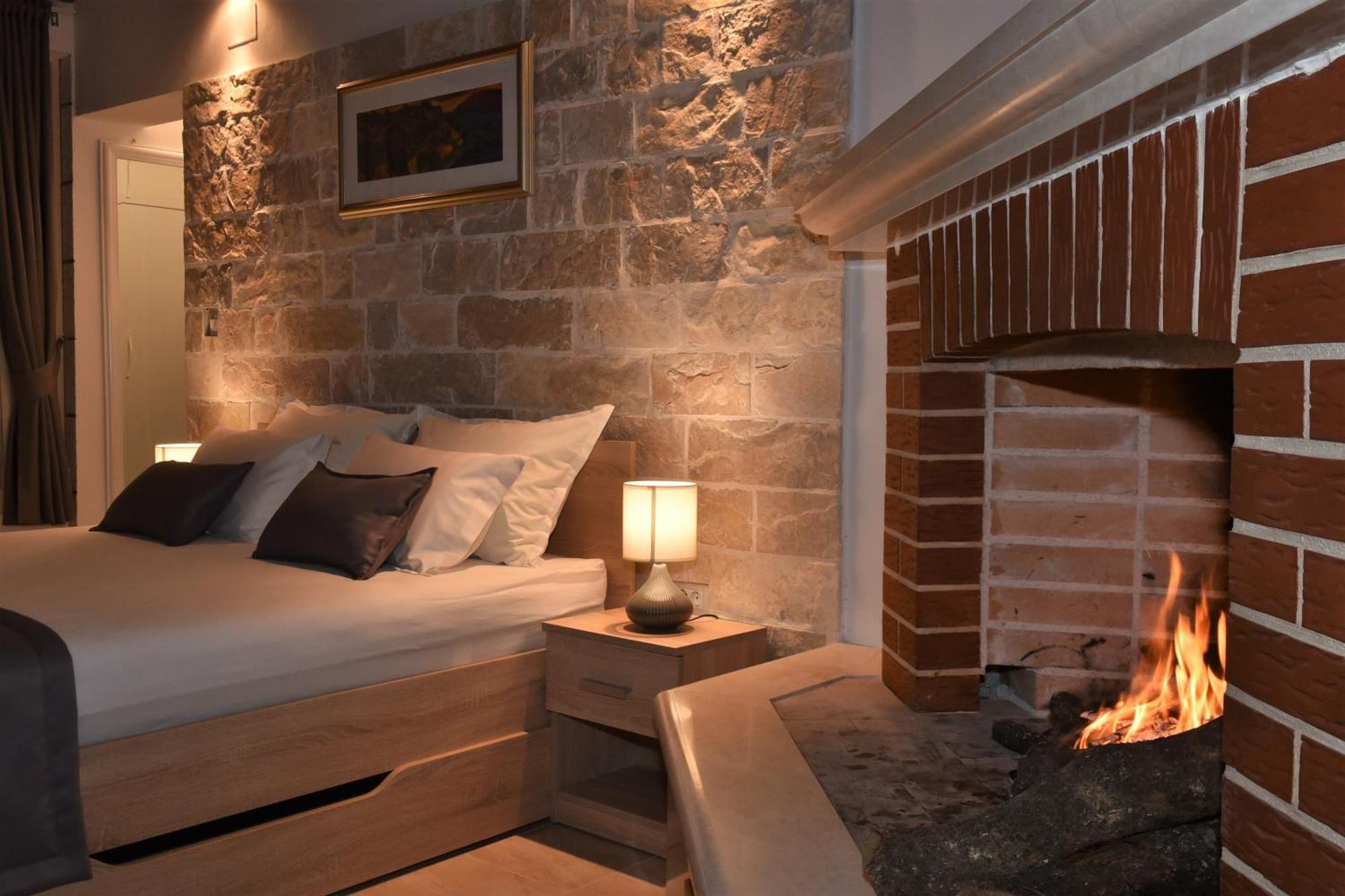 Apartments4You Supetar-The Best And Most Popular Apartments For Discovering The Island - Free Parking - 200 Meters From The Beach Exterior foto